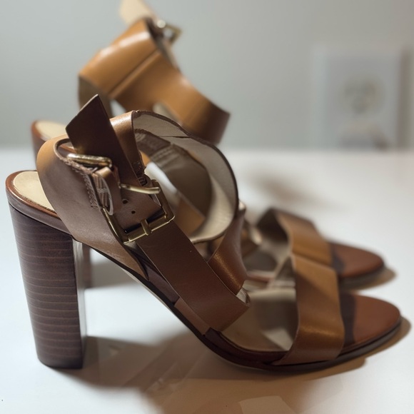 Guess strappy heel sandals - Picture 5 of 8